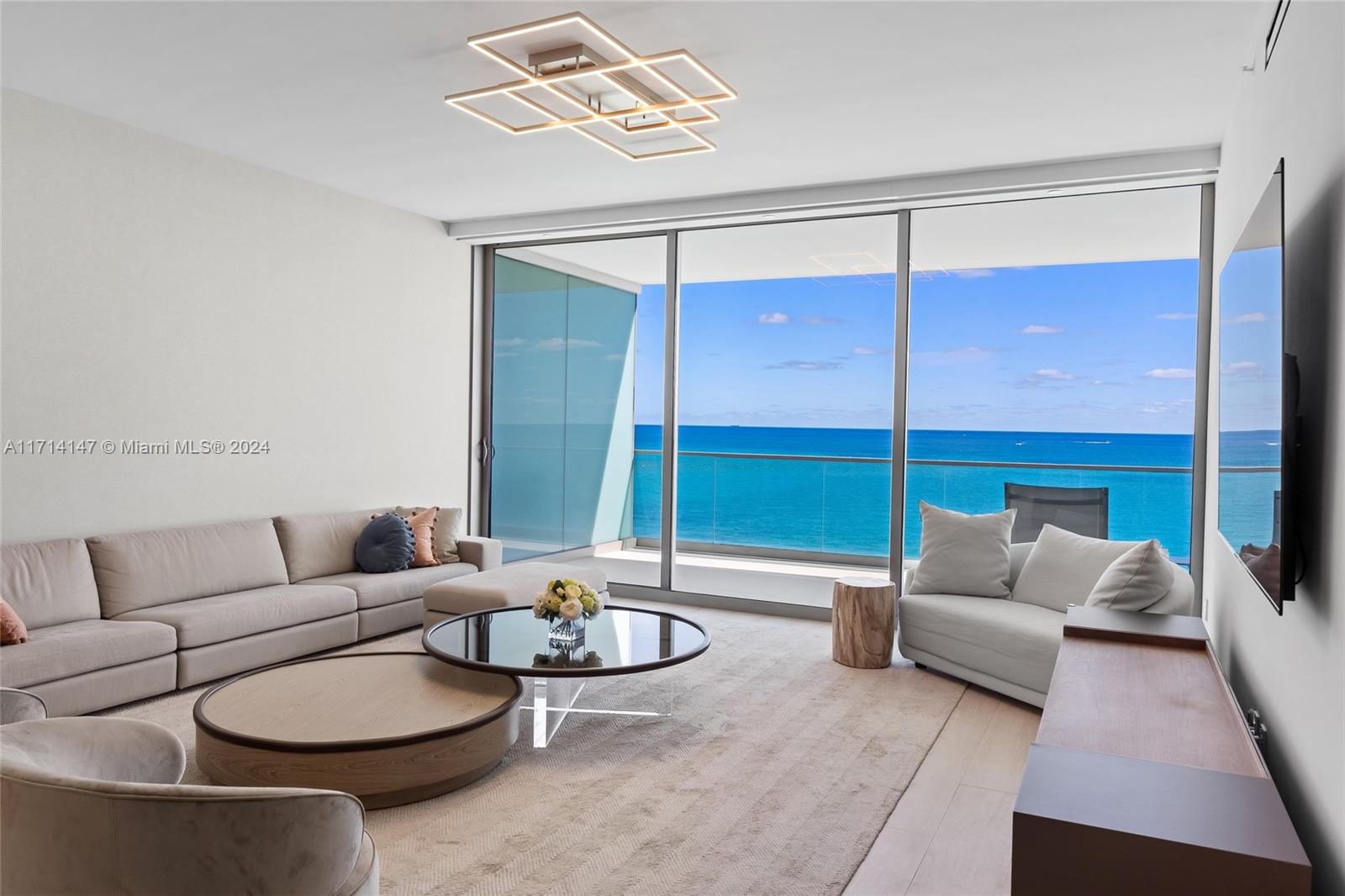 OCEANA BAL HARBOUR CONDO - Residential