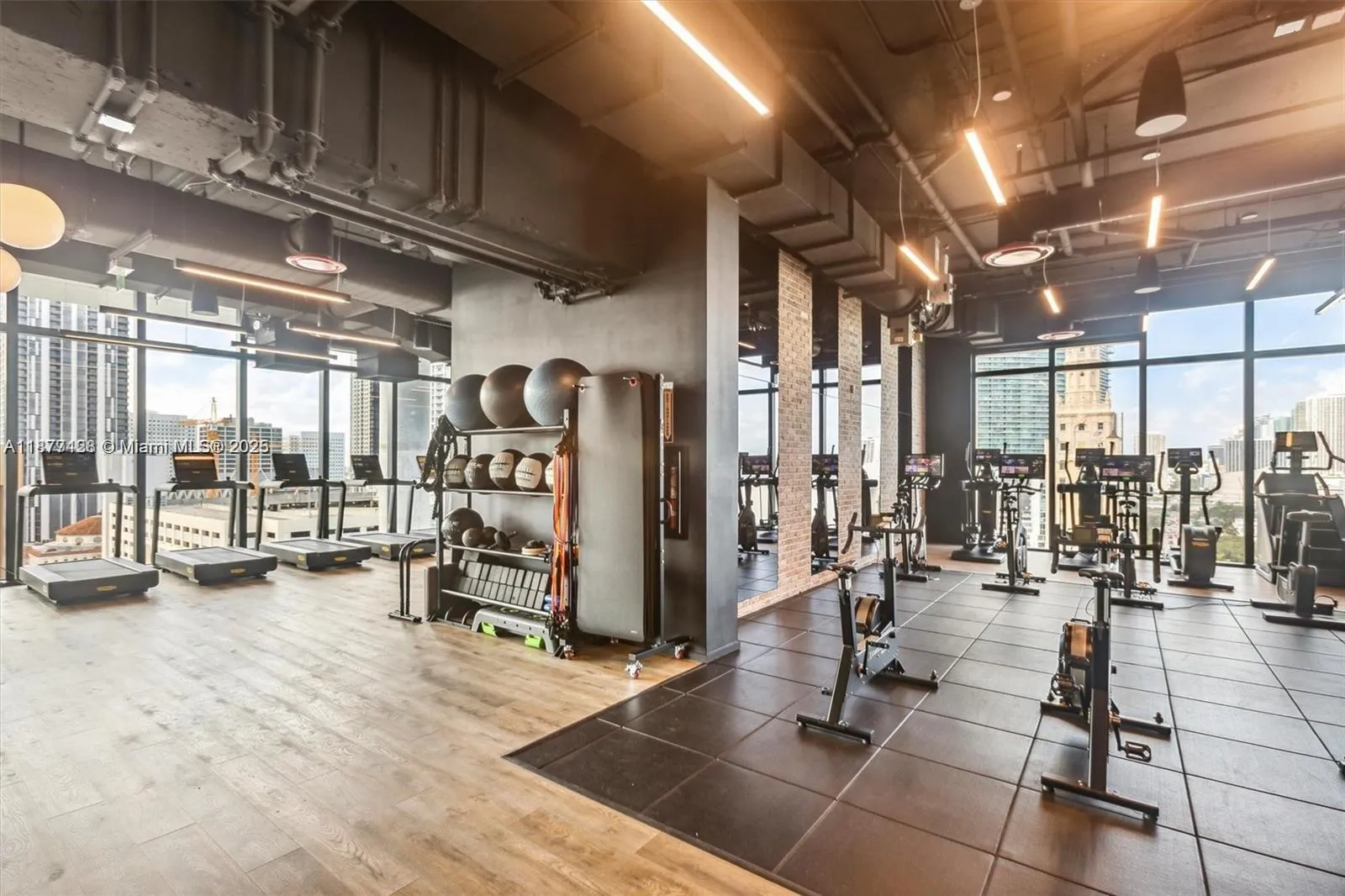 Miami, Florida 33132, United States, ,1 BathroomBathrooms,Residential,Active,209134