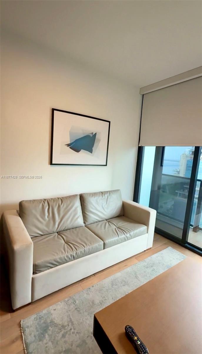 THE ELSER - Residential