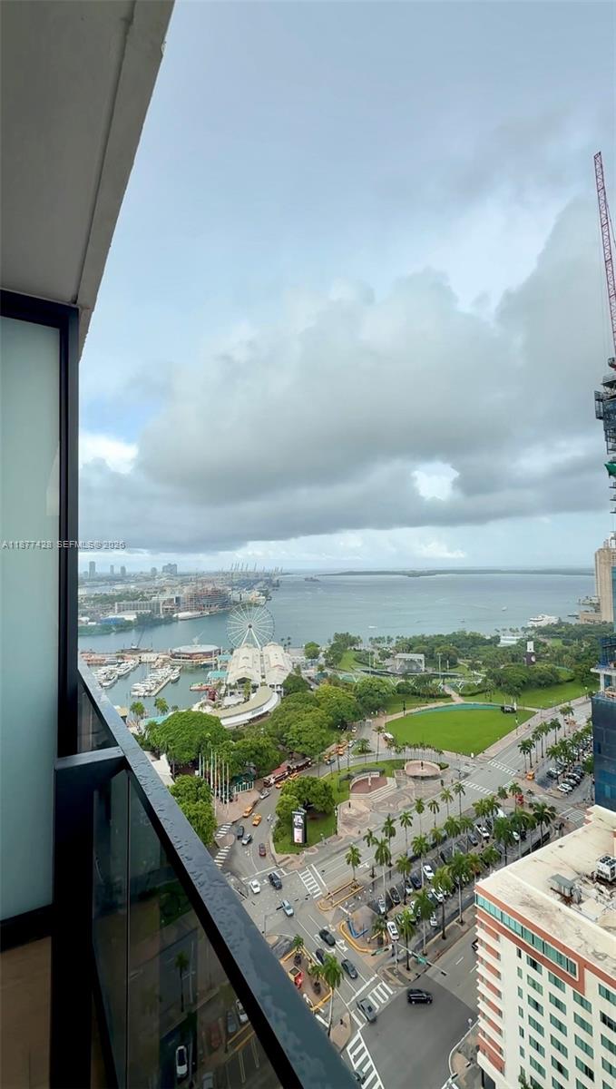 THE ELSER - Residential