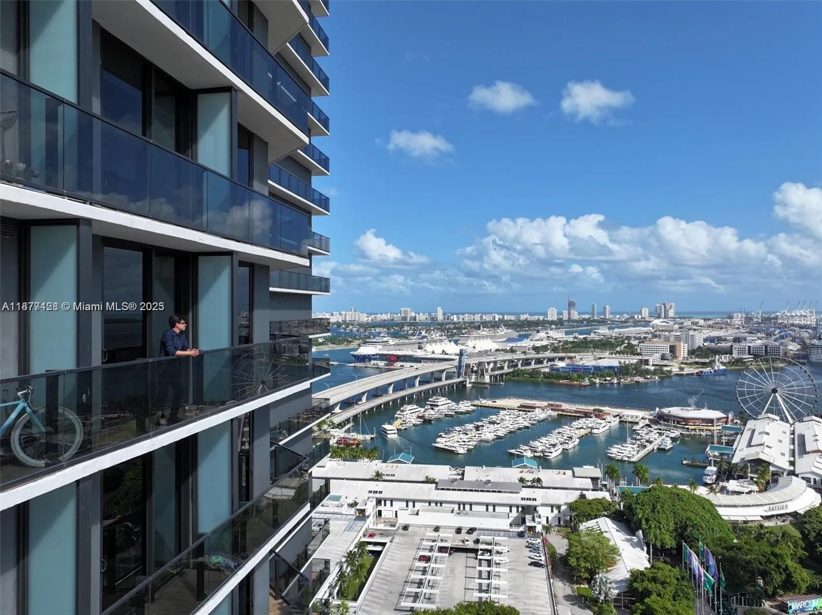 Miami, Florida 33132, United States, ,1 BathroomBathrooms,Residential,Active,209134