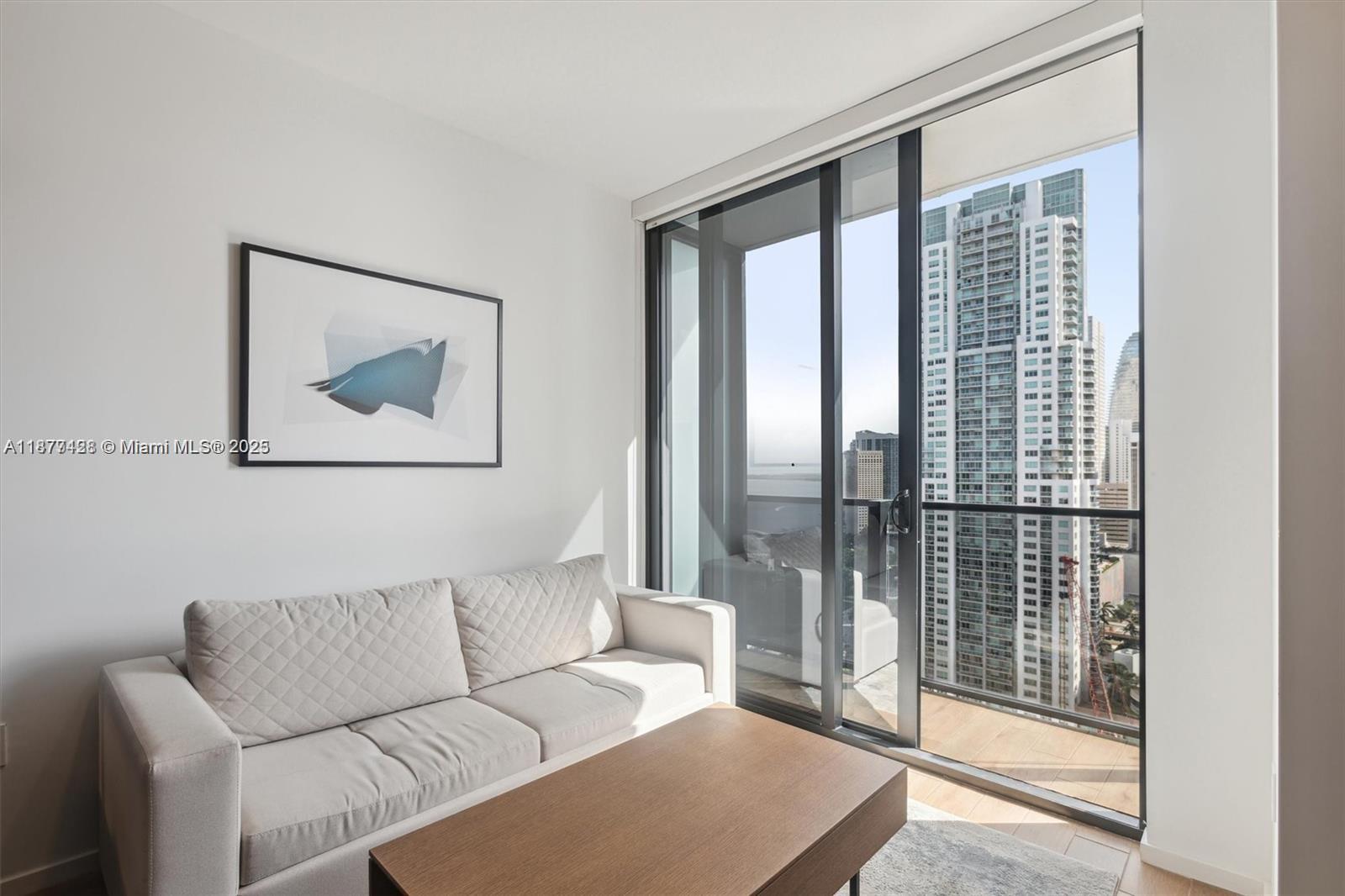 Fabulous Studio Hotel/Condo unit located in the heart of Downtown Miami. This unit features a full kitchen with all appliances, is completely furnished with modern furniture and flat screen TV. King size bed and pull out couch for extra room. Unbelievable East Miami Views of Miami Beach and Biscayne Bay. This Hotel Condo features a wrap around pool, two story gym, valet parking and so much more! Location offers easy access to Kaseya Center, Bayside Marketplace, All Major Roadways, Port of Miami, Public Parks and Public Transportation! Enjoy world-class amenities, stunning water vistas, and the flexibility of short or long-term rentals, an excellent investment opportunity with outstanding income potential. Don't miss it!