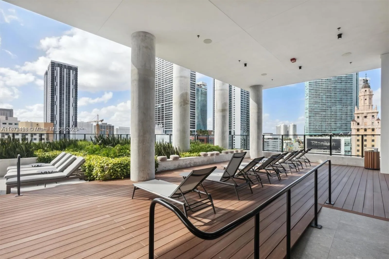 Miami, Florida 33132, United States, ,1 BathroomBathrooms,Residential,Active,209134