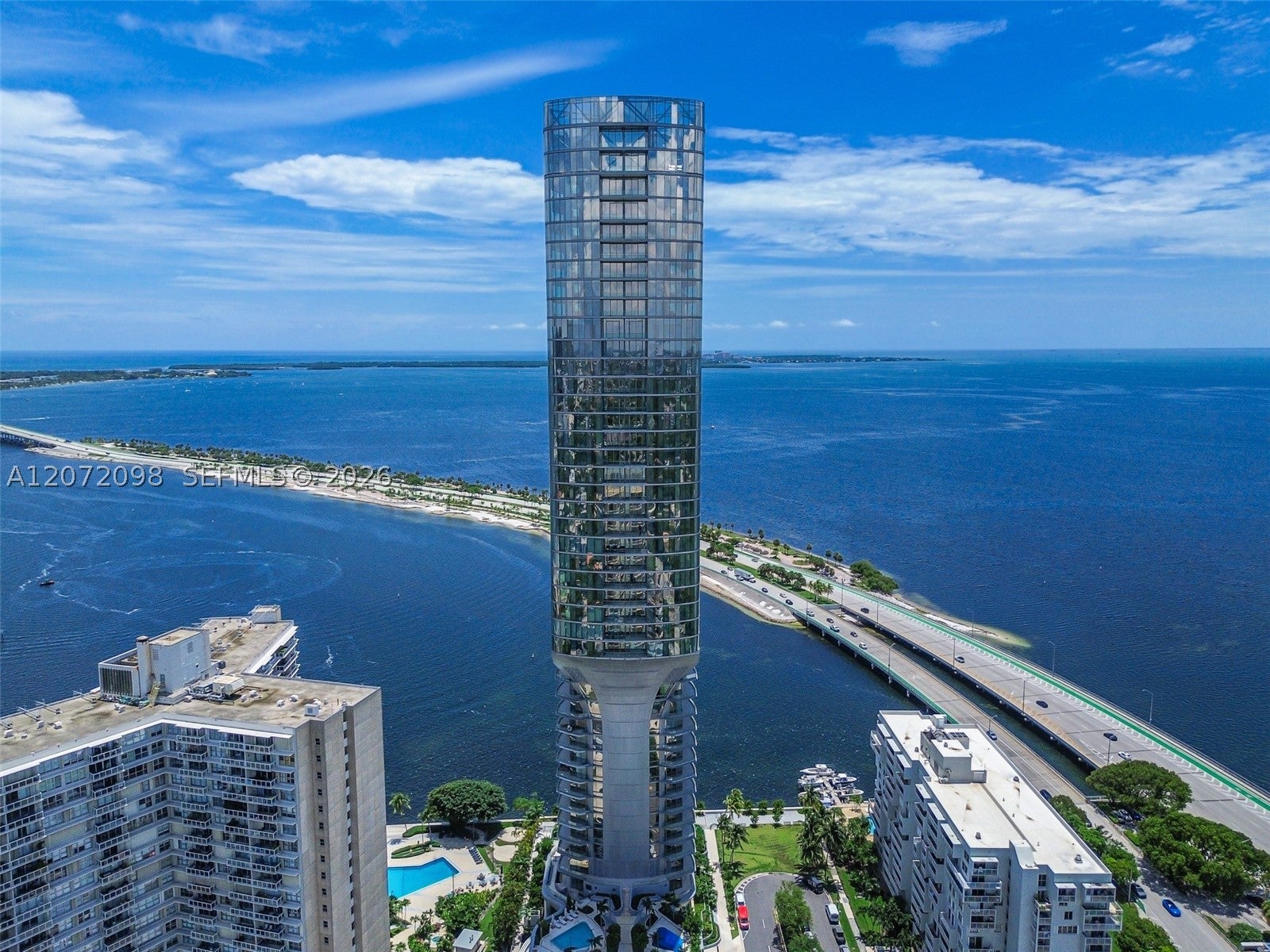 175 SE 25 Road PH4301