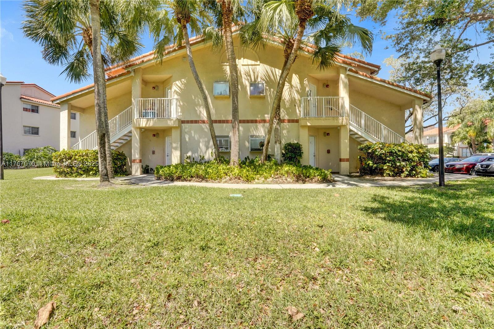 CORAL KEY CONDO - Residential