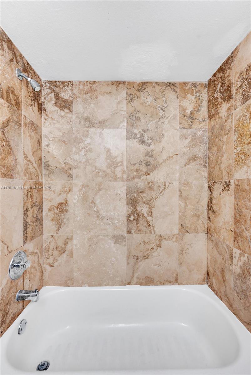 CORAL KEY CONDO - Residential