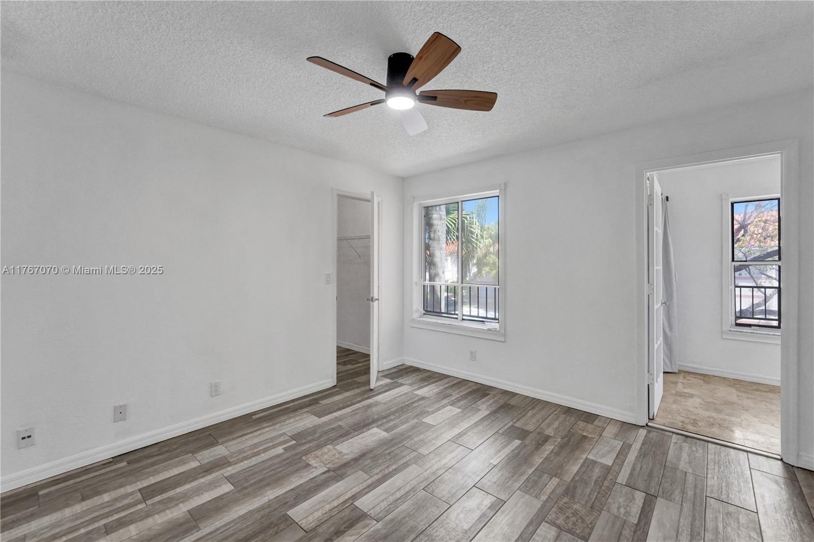 CORAL KEY CONDO - Residential