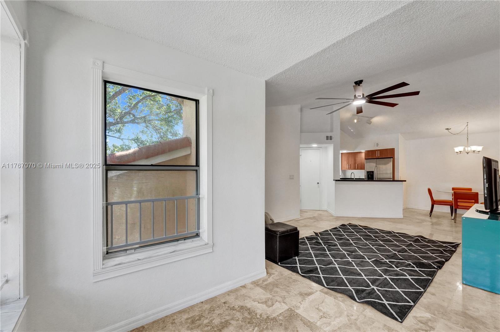 CORAL KEY CONDO - Residential