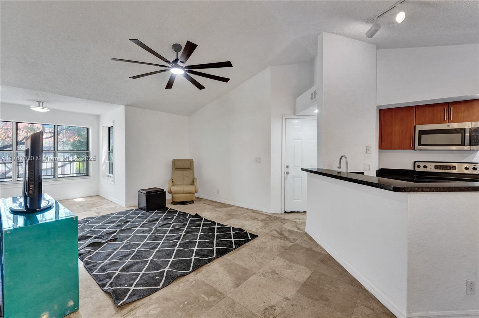 CORAL KEY CONDO - Residential