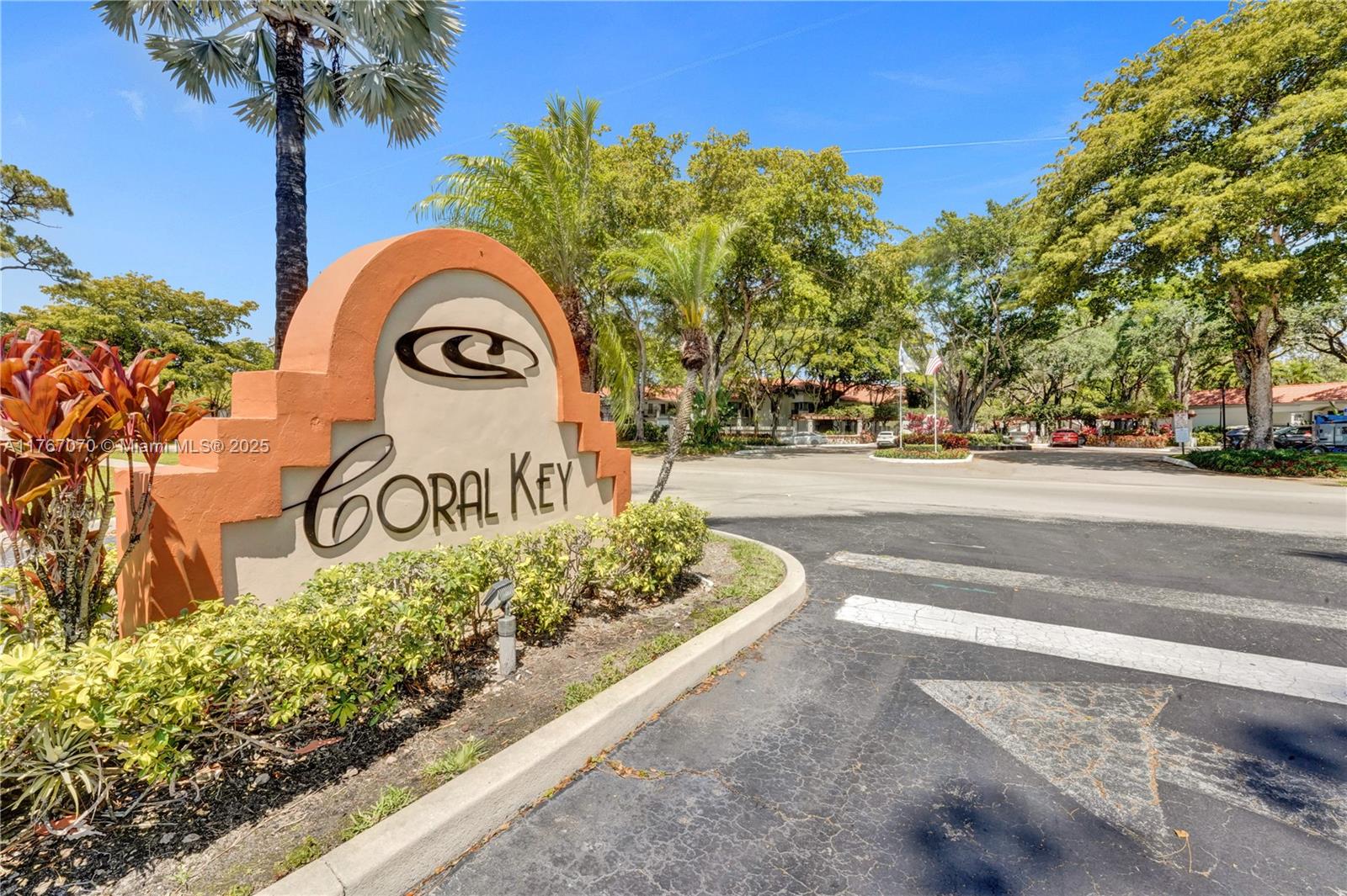 CORAL KEY CONDO - Residential