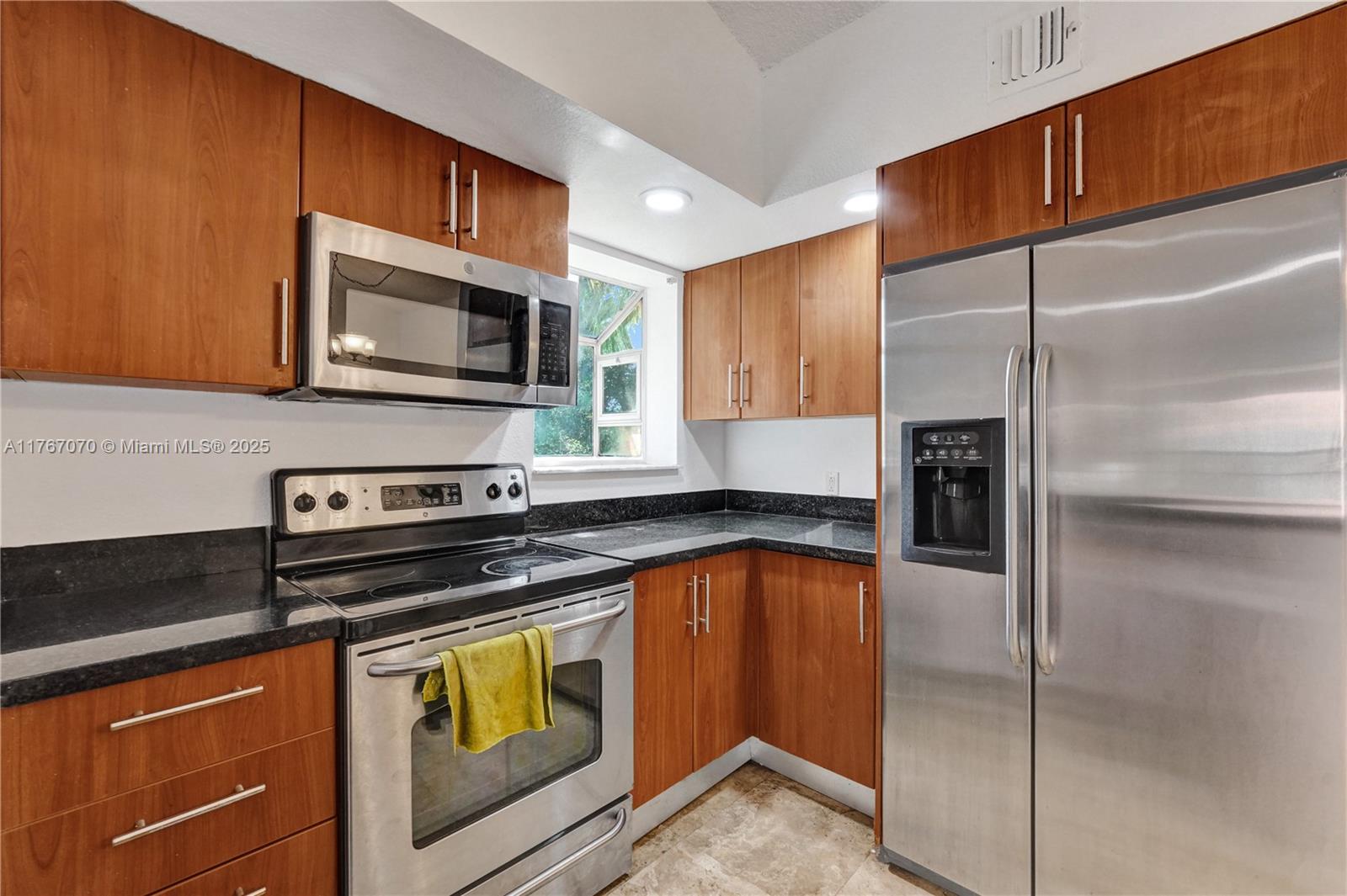 CORAL KEY CONDO - Residential