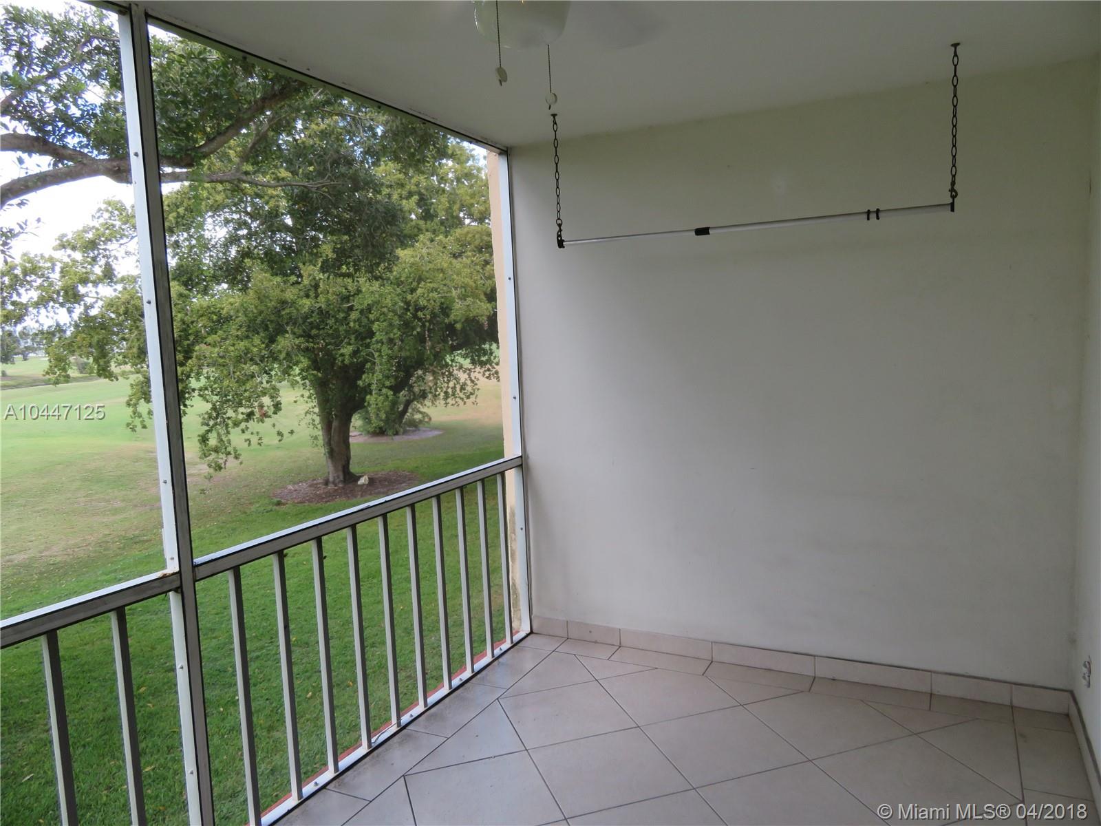 ORIOLE GOLF & TENNIS CLUB - Residential