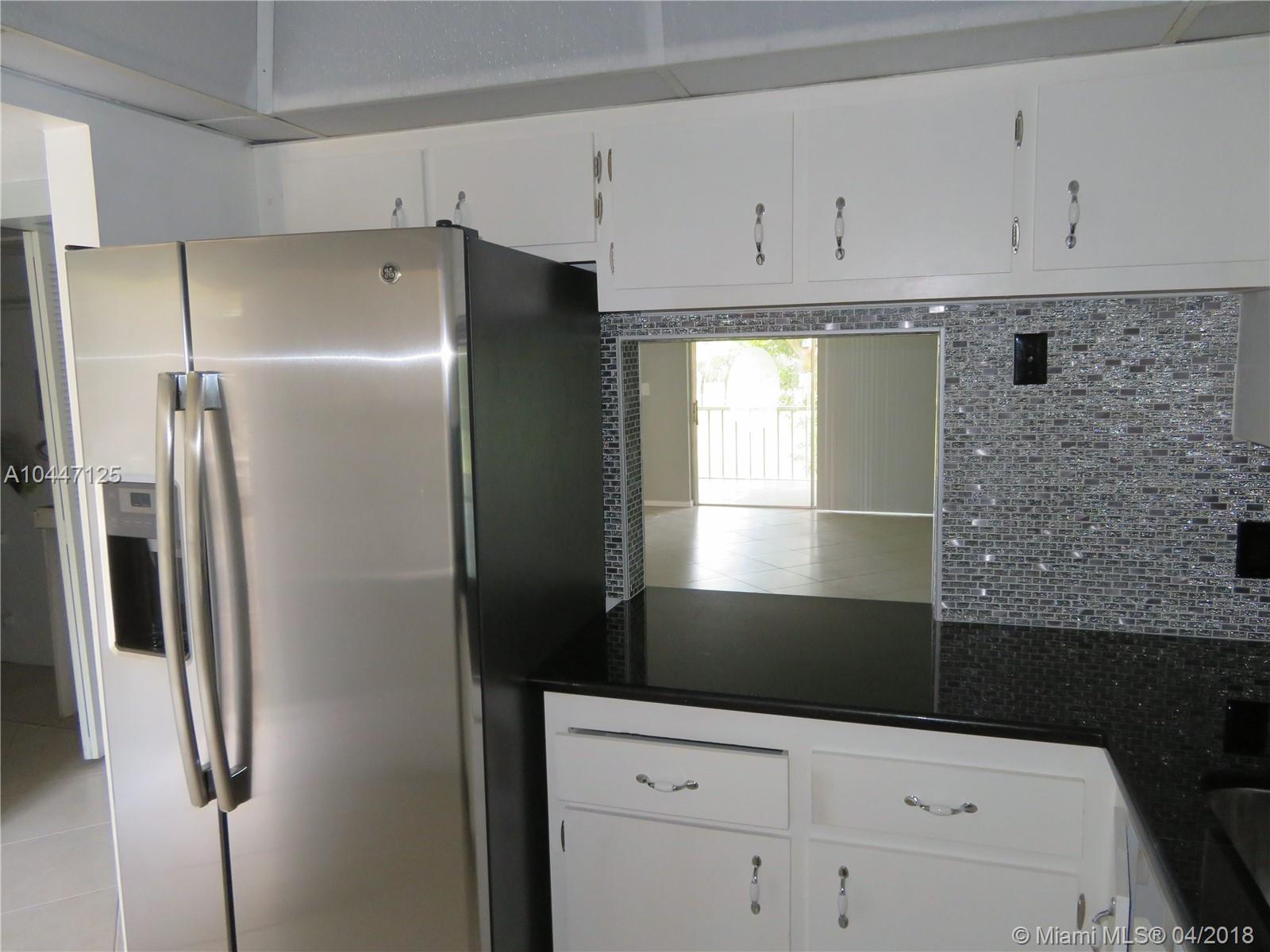 ORIOLE GOLF & TENNIS CLUB - Residential