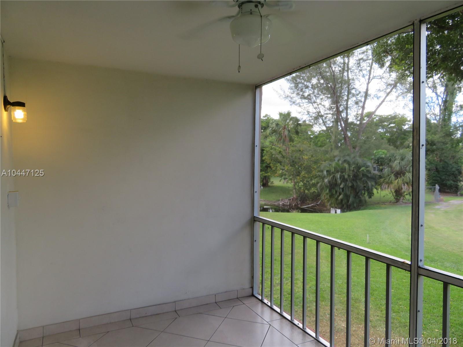 ORIOLE GOLF & TENNIS CLUB - Residential