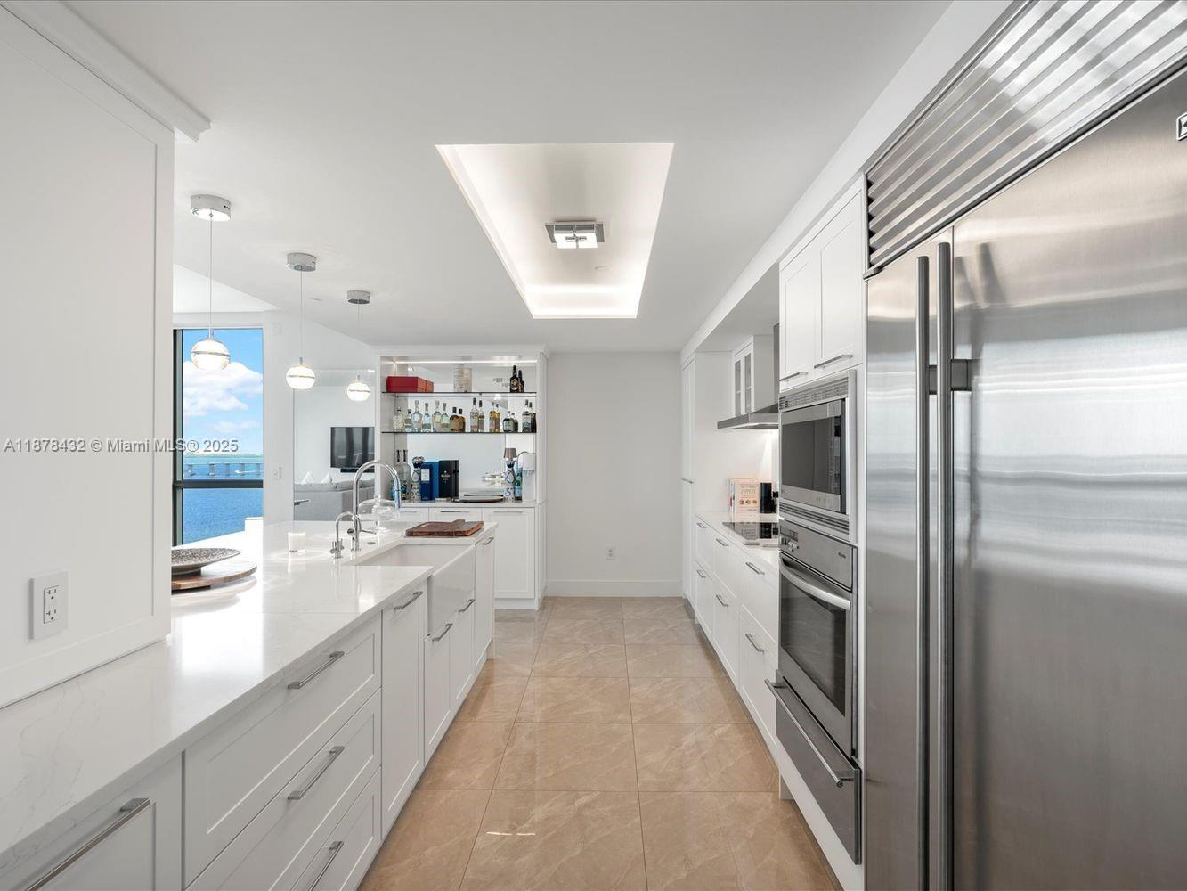 JADE RESIDENCES AT BRICKE - Residential