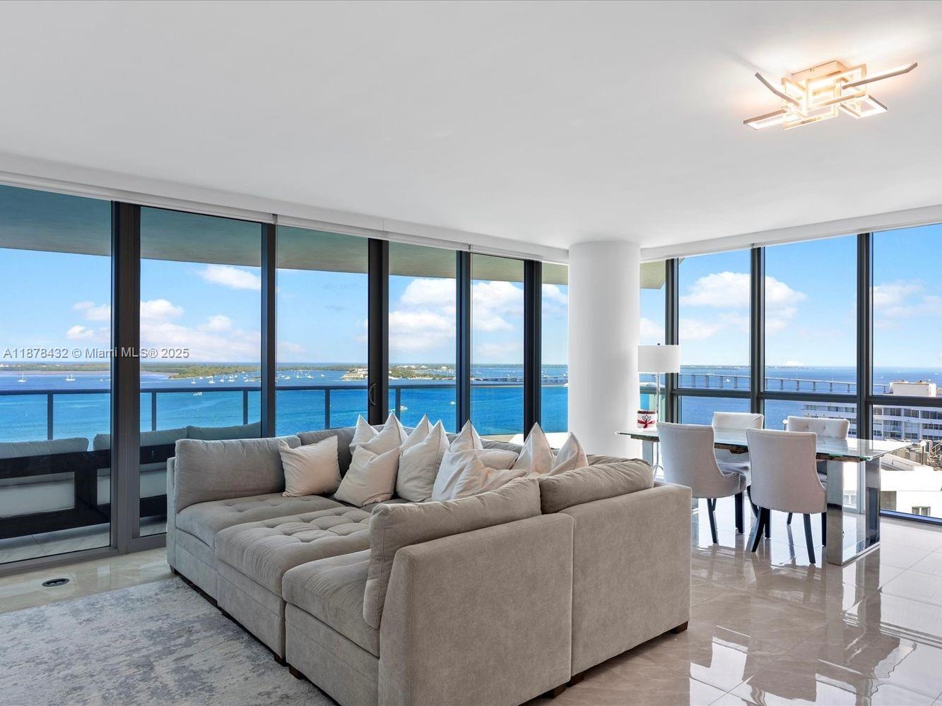 1331 Brickell Bay Dr 1811