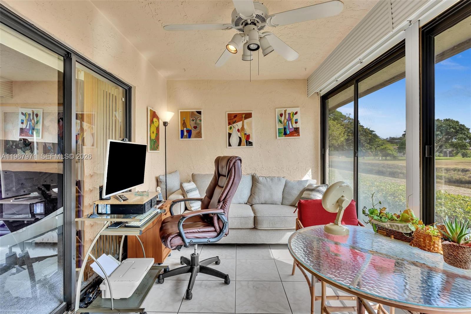 HUNTINGTON POINTE - Residential