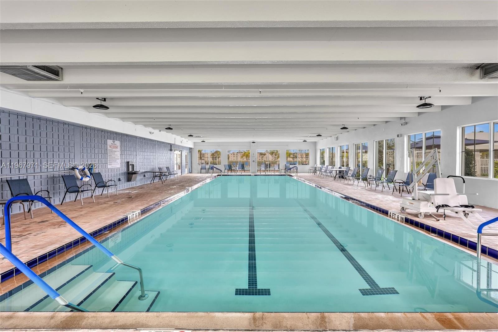 HUNTINGTON POINTE - Residential