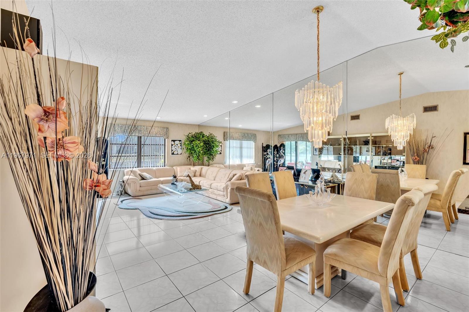 HUNTINGTON POINTE - Residential