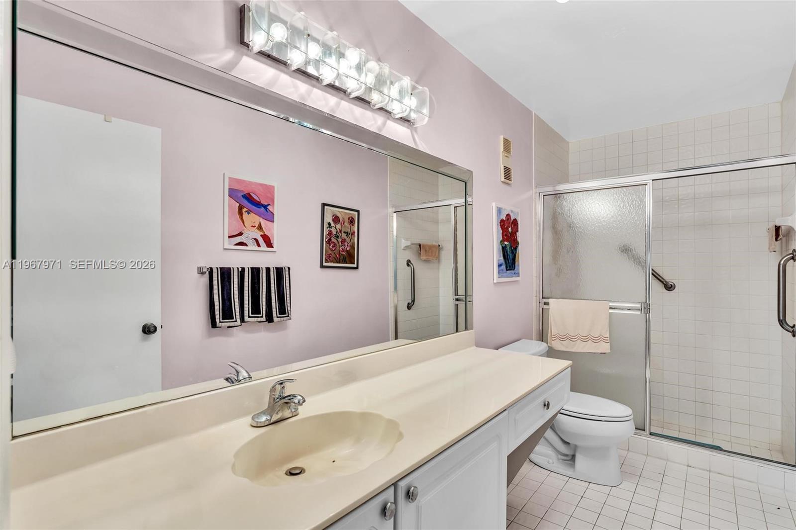 HUNTINGTON POINTE - Residential