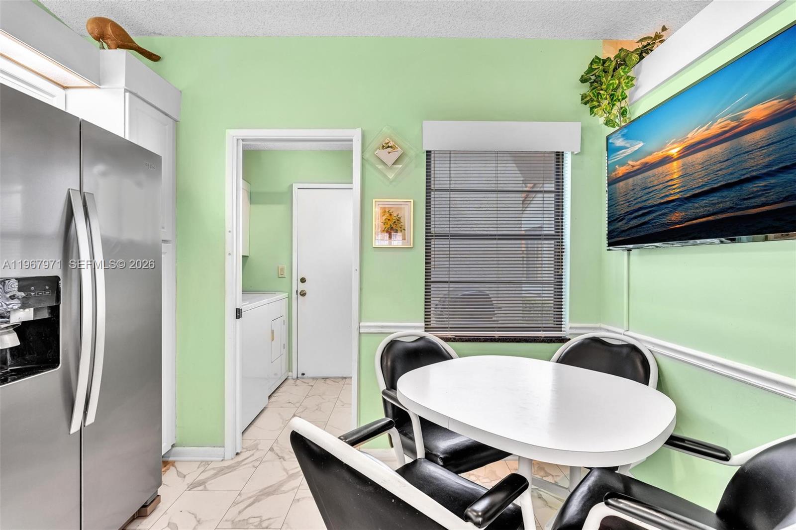 HUNTINGTON POINTE - Residential