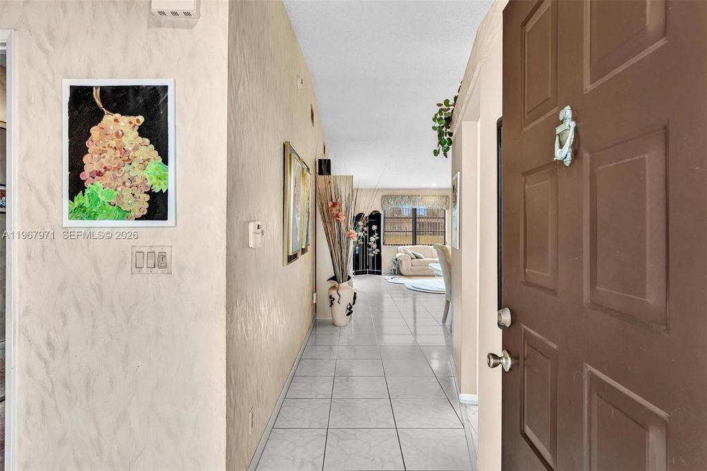 Photo of 6116 Kings Gate Cir, Delray Beach, FL 33484 (MLS # A11967971)