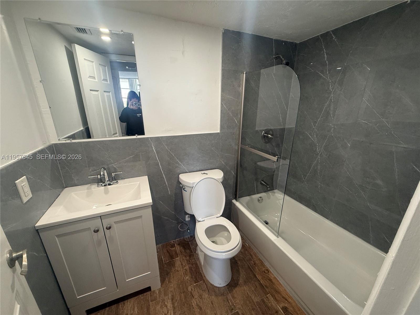 CRESTVIEW TOWERS CONDO - Residential Lease