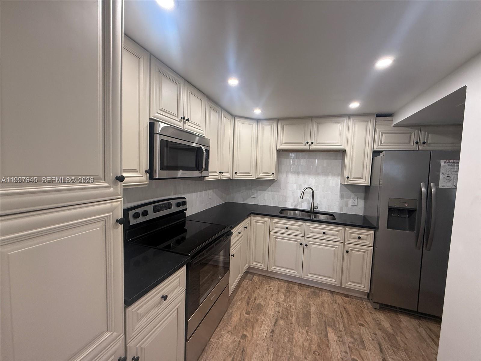 CRESTVIEW TOWERS CONDO - Residential Lease