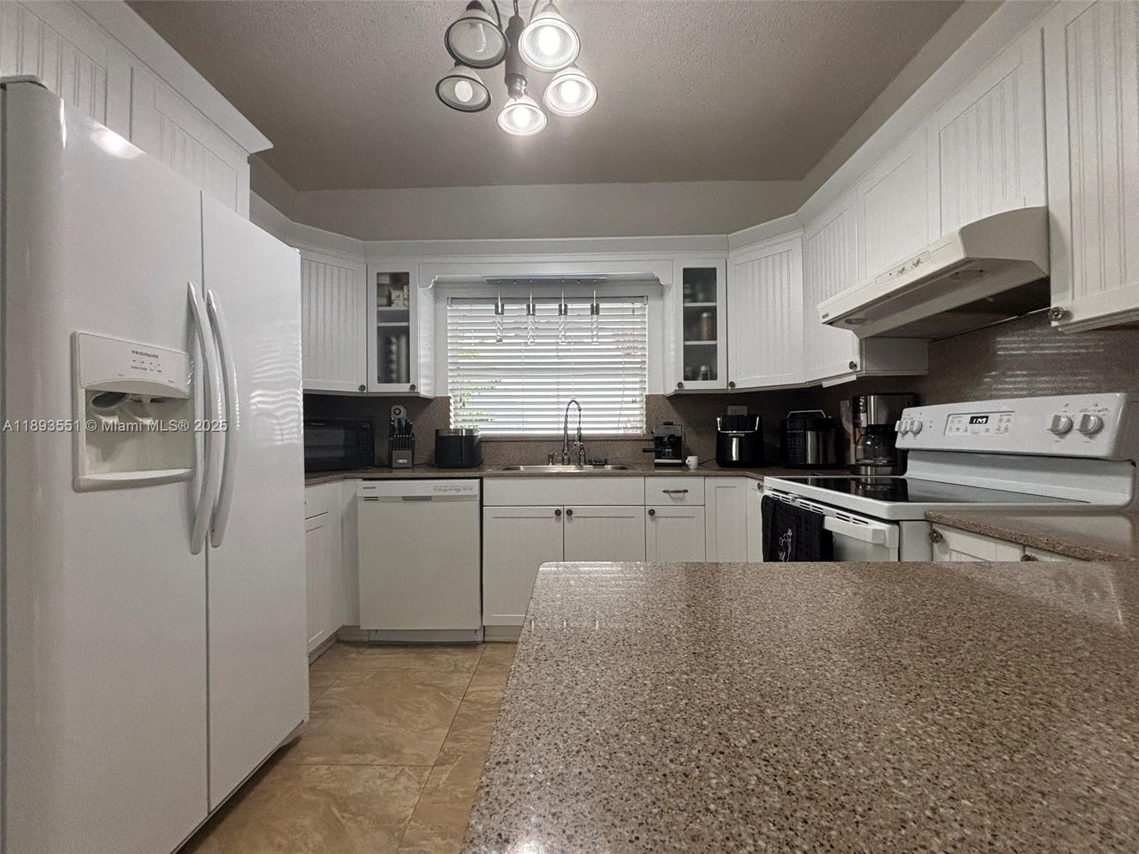 AMARETTO 1ST ADDN - Residential