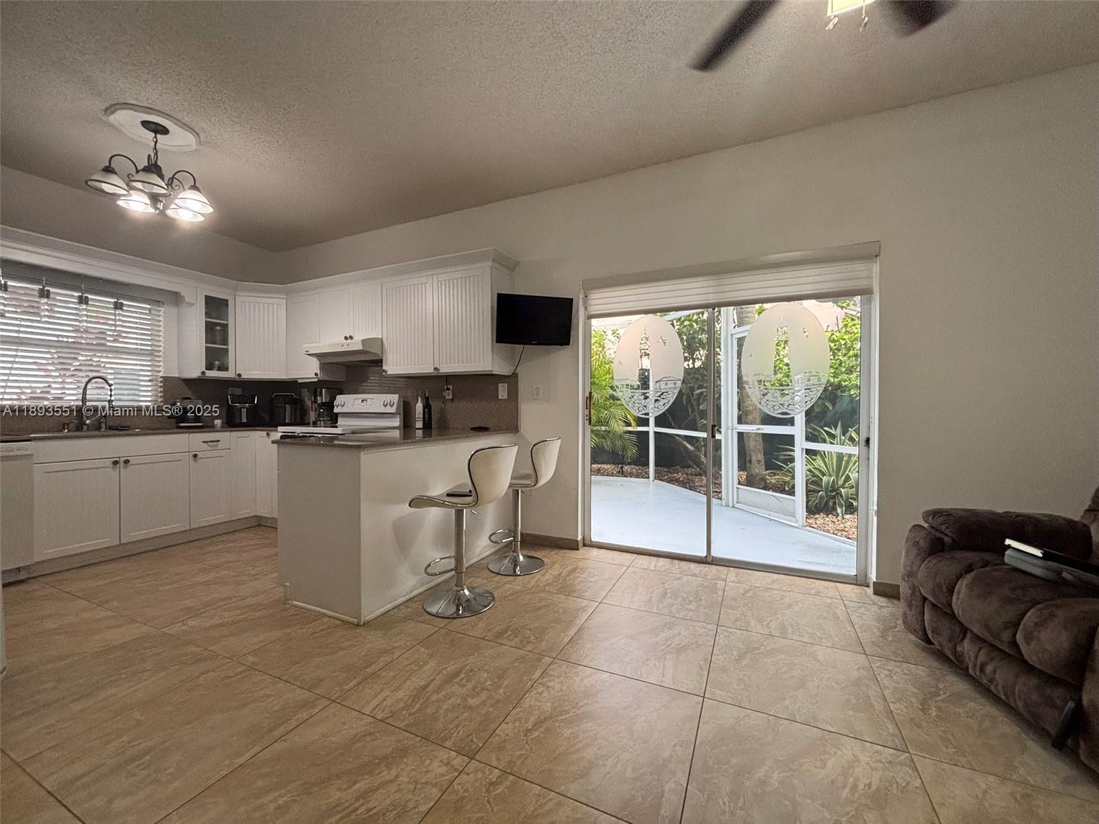 AMARETTO 1ST ADDN - Residential