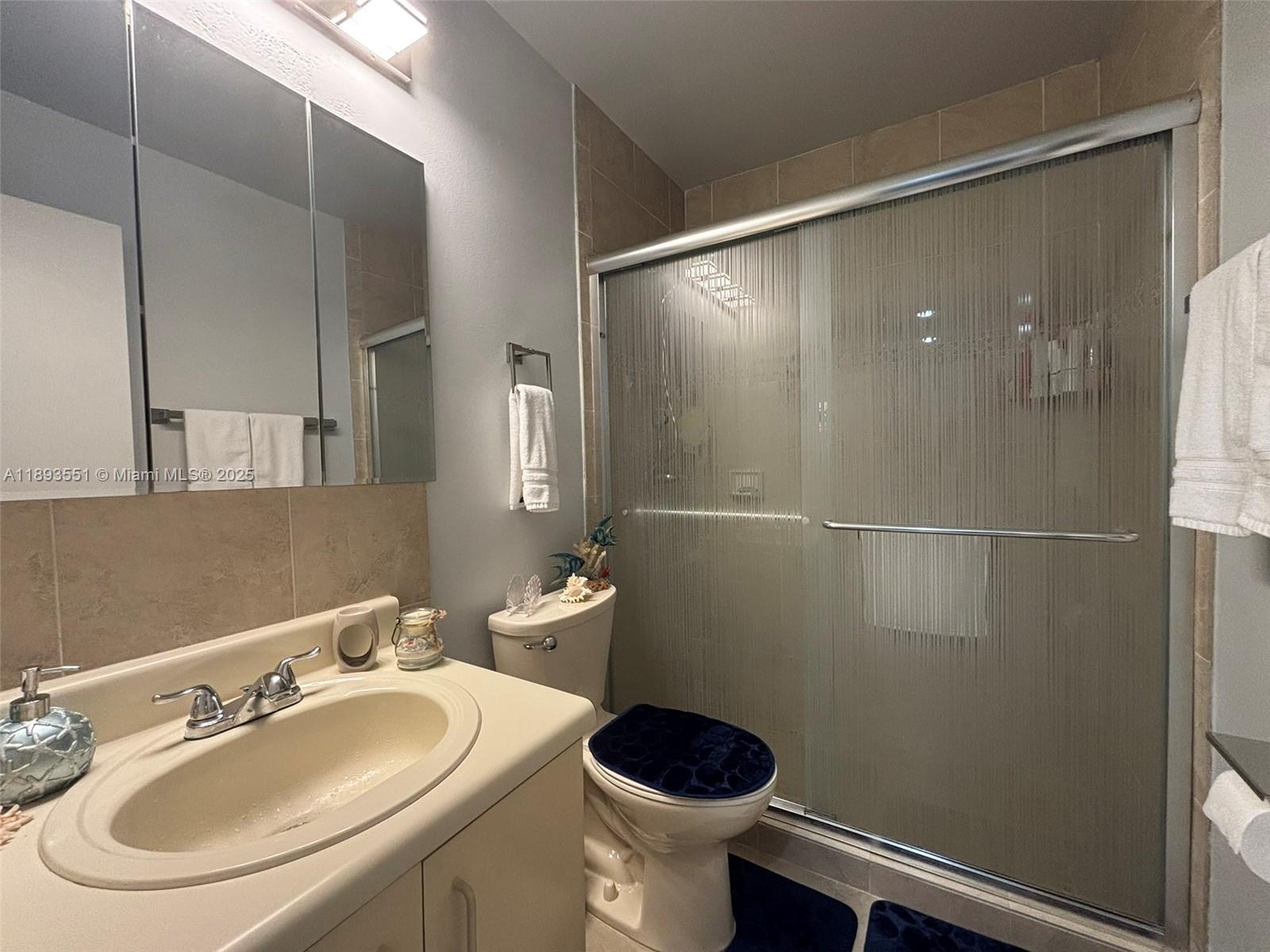 AMARETTO 1ST ADDN - Residential