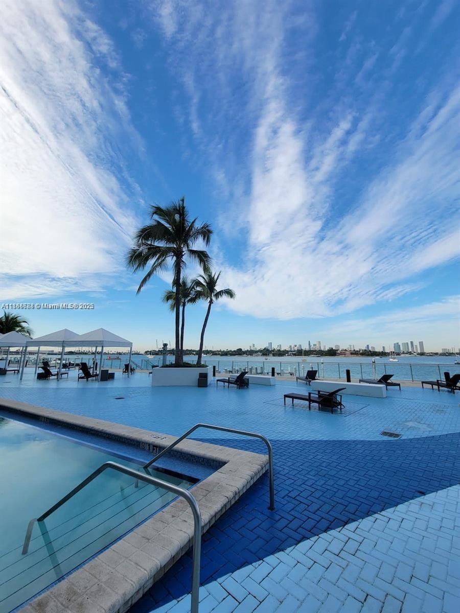 MIRADOR 1000 CONDO - Residential Lease