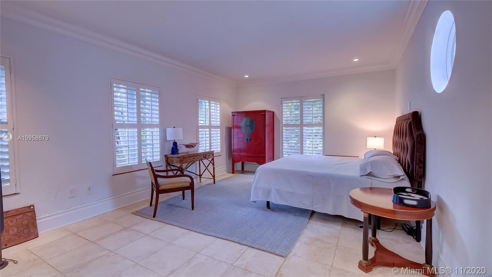 CORAL GABLES BISCAYNE BAY - Residential