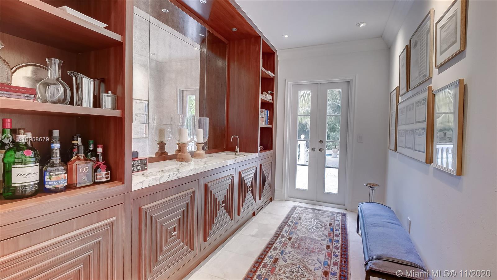 CORAL GABLES BISCAYNE BAY - Residential