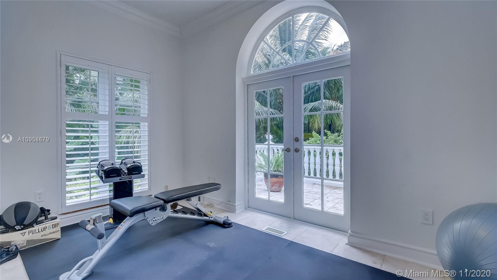 CORAL GABLES BISCAYNE BAY - Residential