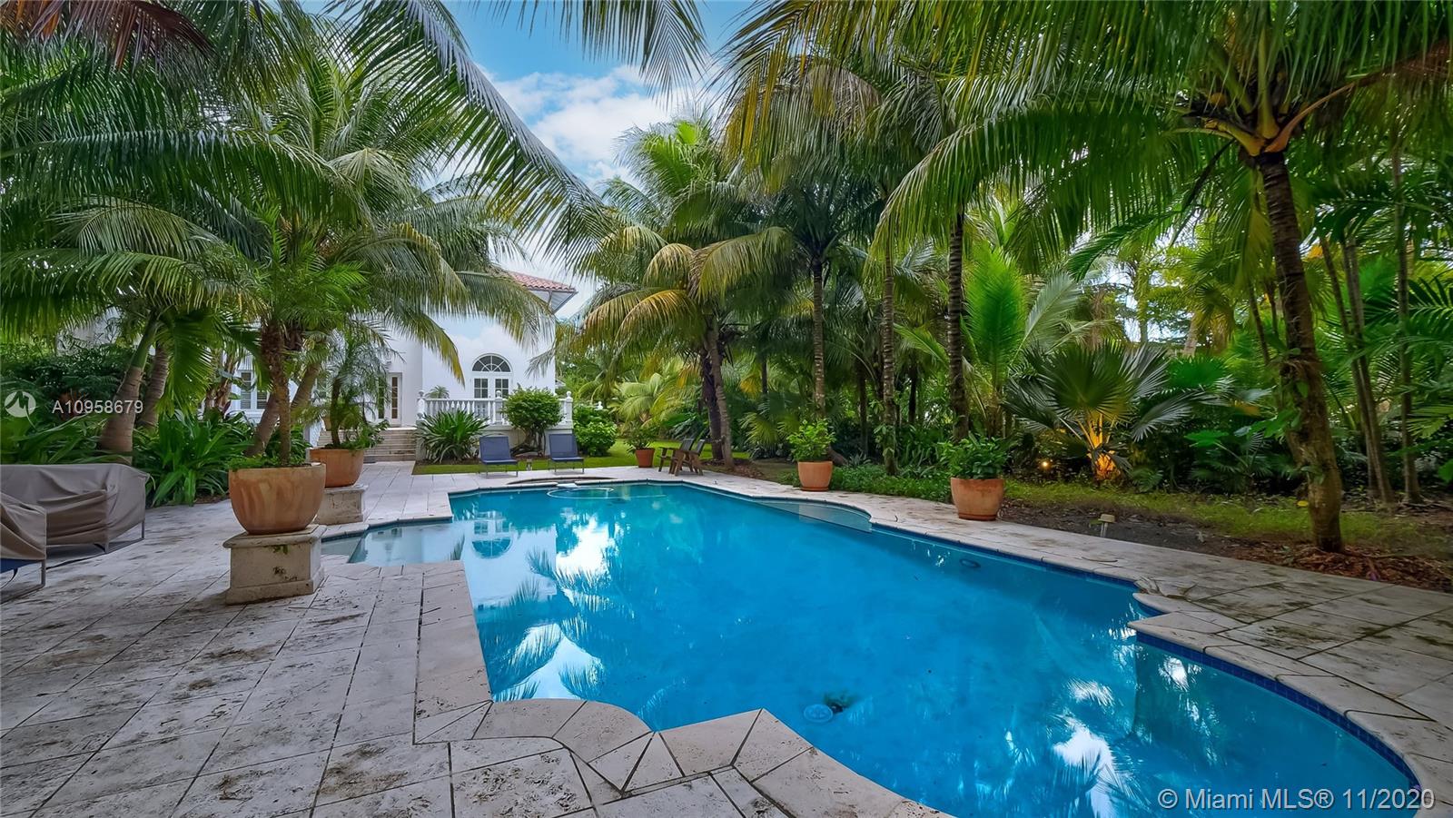 CORAL GABLES BISCAYNE BAY - Residential