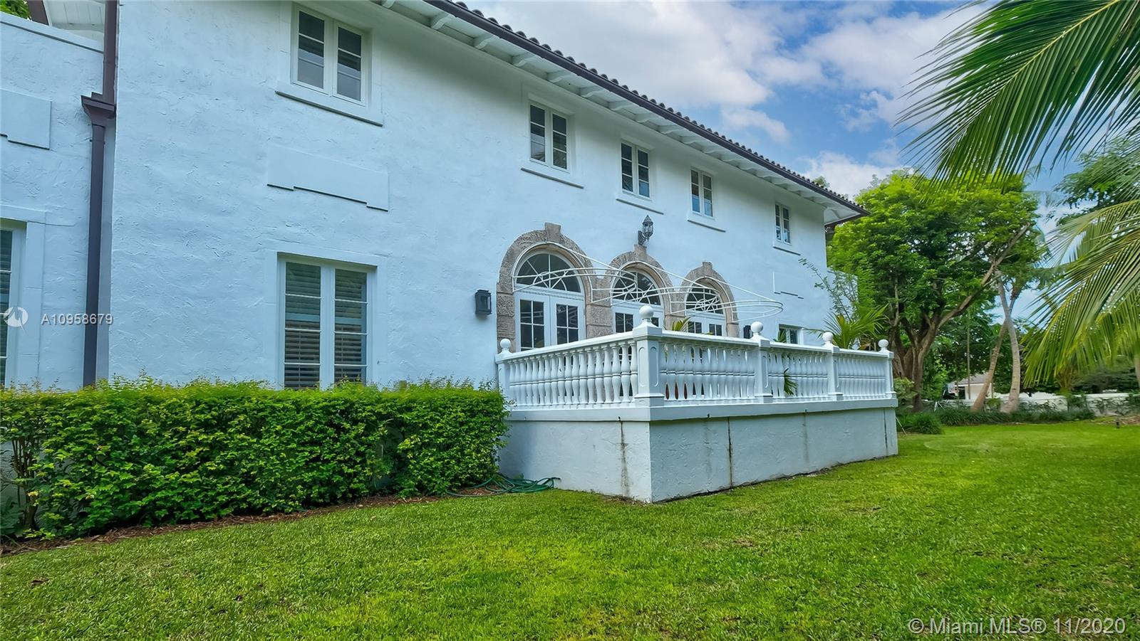 CORAL GABLES BISCAYNE BAY - Residential