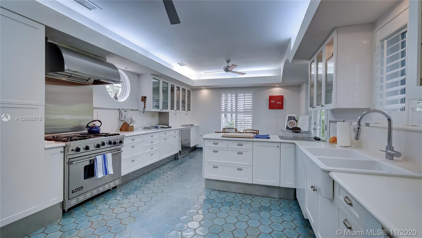 CORAL GABLES BISCAYNE BAY - Residential