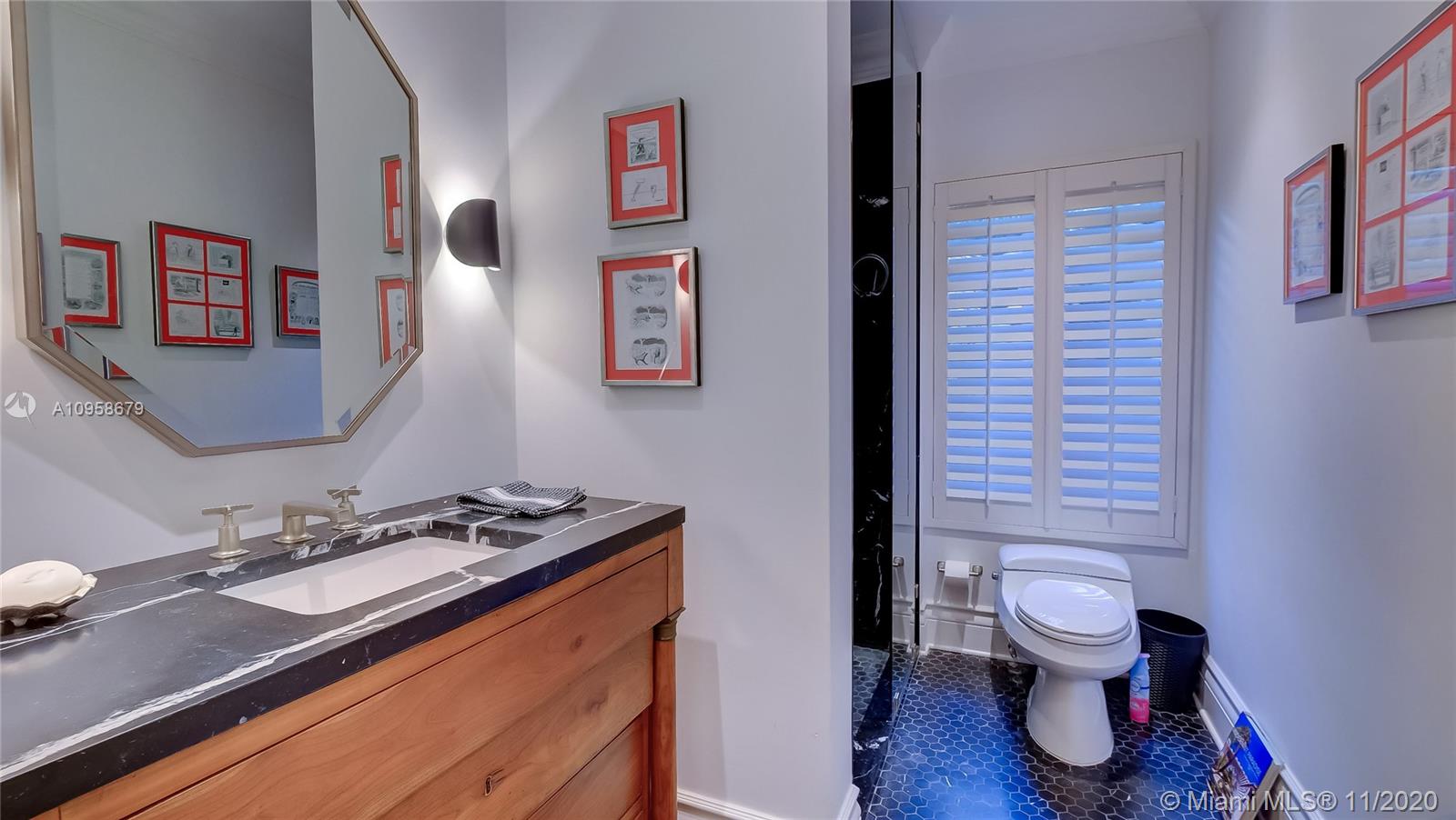 CORAL GABLES BISCAYNE BAY - Residential