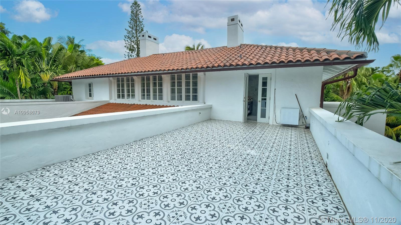 CORAL GABLES BISCAYNE BAY - Residential