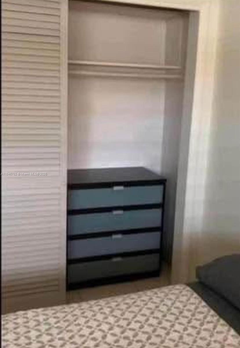 THIRD HORIZONS CONDO - Residential