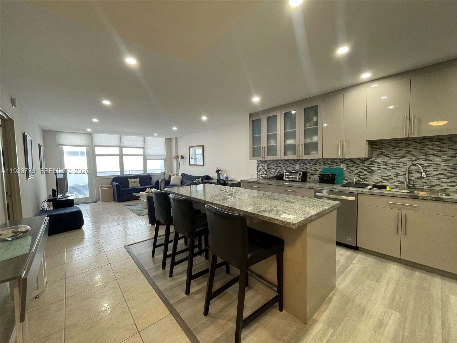 SEA AIR TOWERS CONDO - Residential Lease