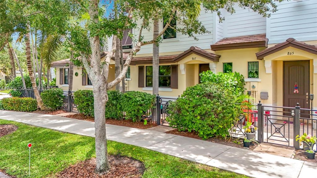 Photo of 867 S Ocean Blvd, Pompano Beach, FL 33062 (MLS # A12019255)
