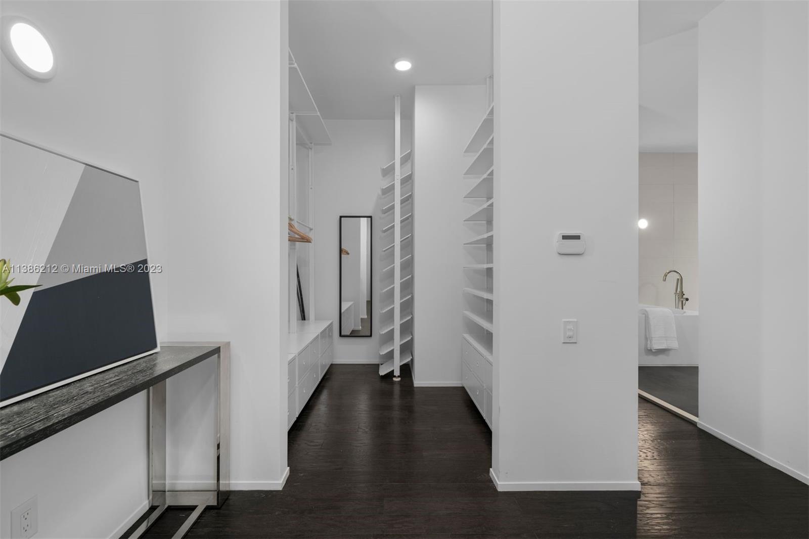 PINE TREE ESTATES - Residential