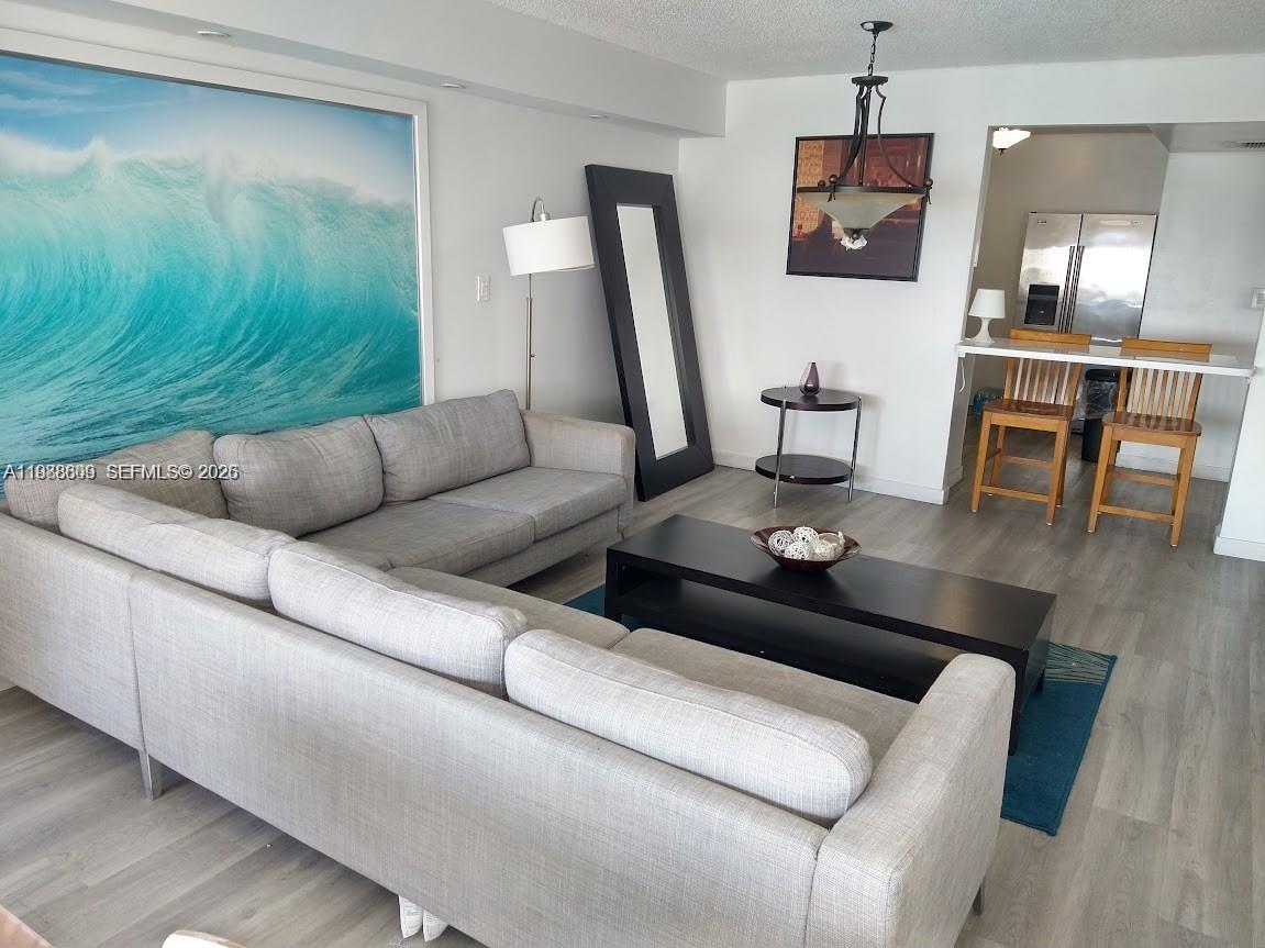 MAISON GRANDE CONDO - Residential