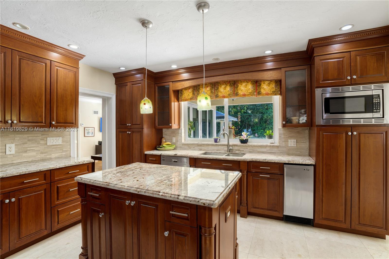 CORAL GABLES COUNTRY CLUB - Residential