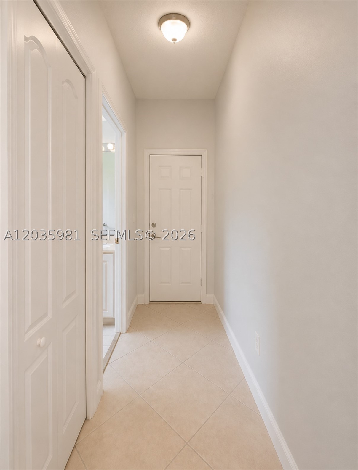 7856 NW 167th Ter
