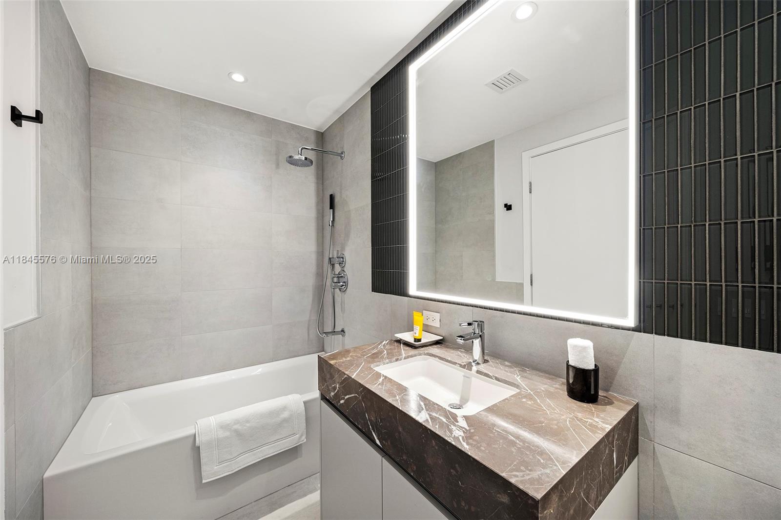 PARK RESIDENCES CONDO - Residential