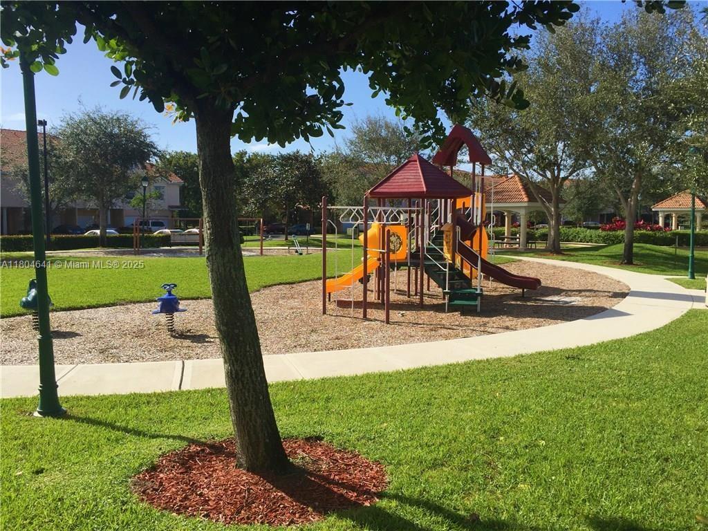 TIERRA VERDE AT DELRAY BE - Residential Lease