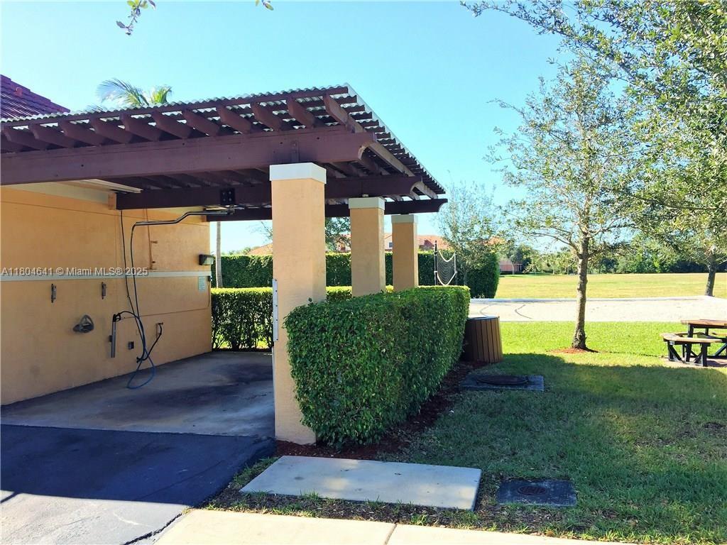 TIERRA VERDE AT DELRAY BE - Residential Lease